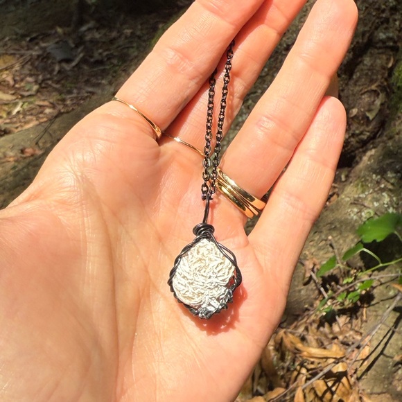 Jewelry - Desert Rose wrapped